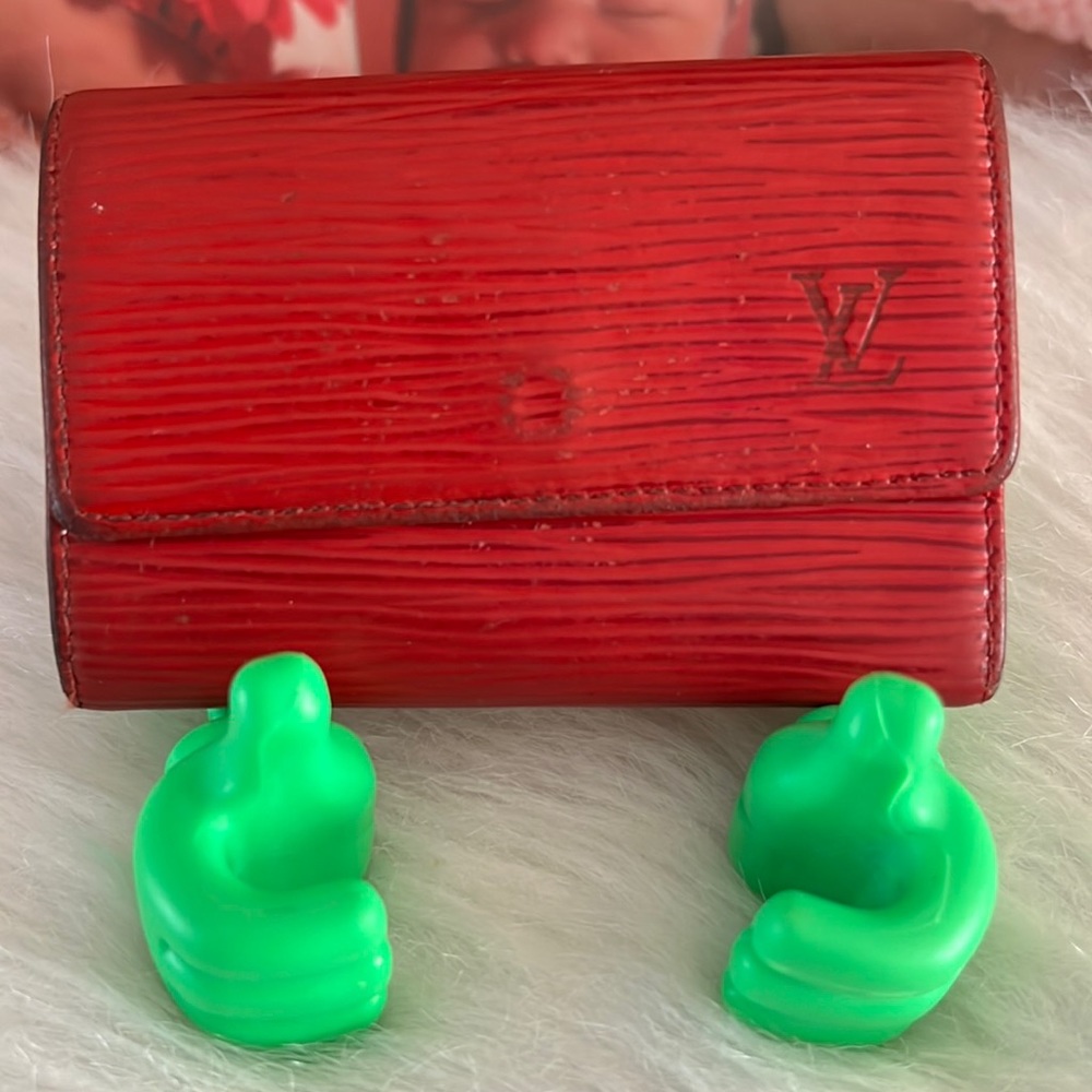 Louis Vuitton Red Epi 6 Keychain. Date Code Ca022 - image 1